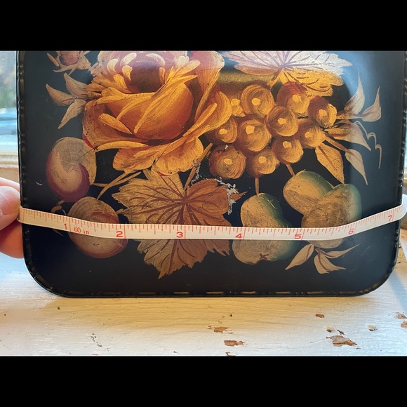 Vintage Crumb Catcher is in good condition, some scratches but a great piece. - Picture 4 of 13